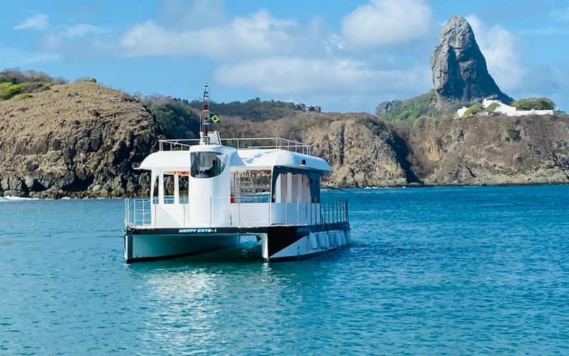 Passeio Barco Tradicional Noronha