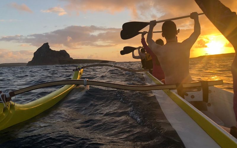 noronhei-canoa-havaiana-noronha